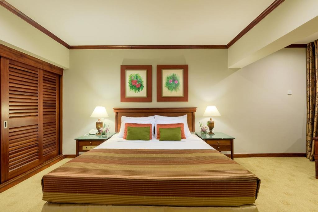 هتل هوناس فالس